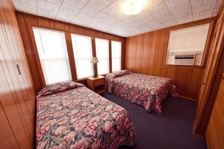 Room 17 of 63
