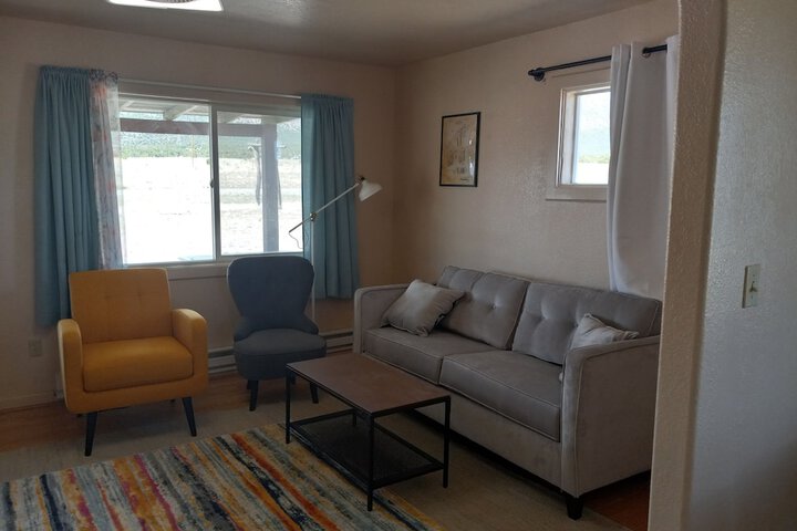 Room 9 of 38