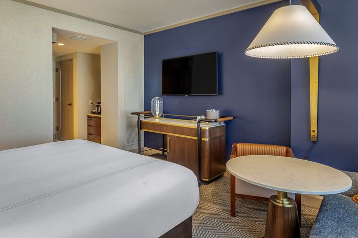 Room 21 of 70