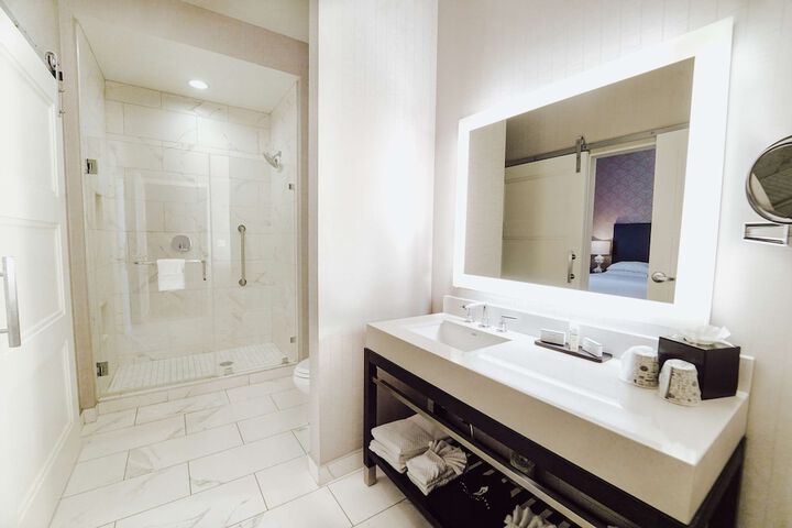 Embassy Suites Louisville Downtown