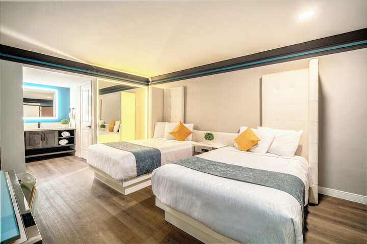 Room 17 of 75