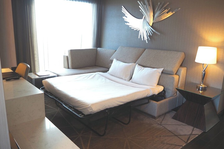 Room 28 of 66