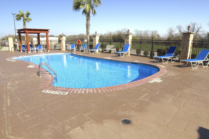 Pool 5 of 42