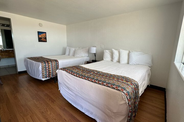 Room 52 of 65