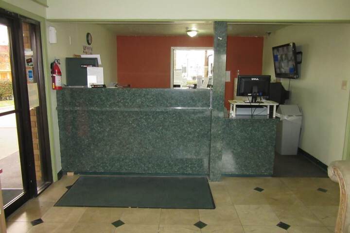 Hotel Interior 18 of 37