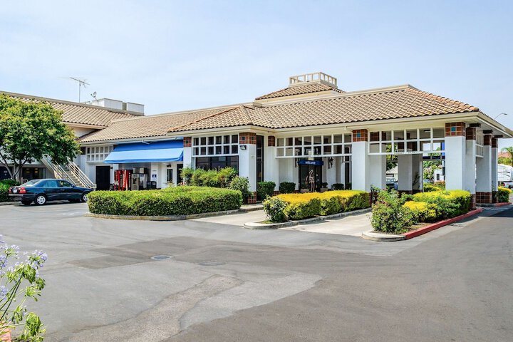 Motel 6 Oakdale CA