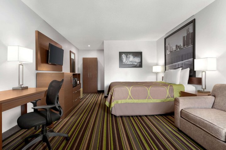 Room 19 of 54