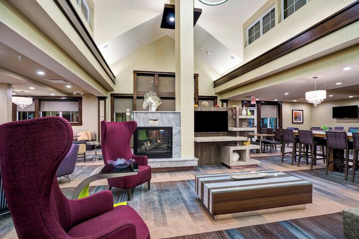 Hotel Interior 11 of 26