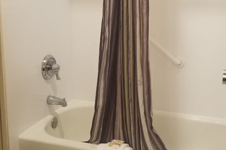 Room 21 of 50