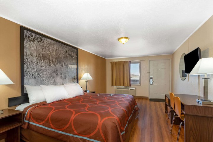 Room 23 of 31