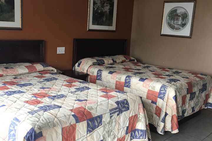Room 14 of 20