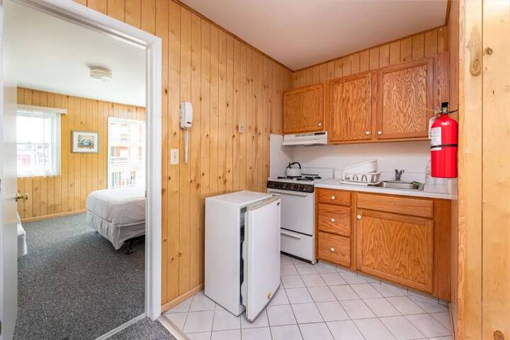 Room 21 of 61