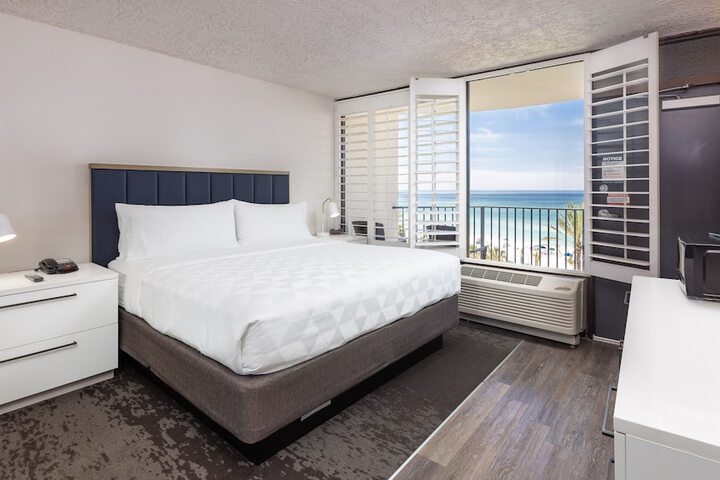 Holiday Inn Resort Panama City Beach by IHG