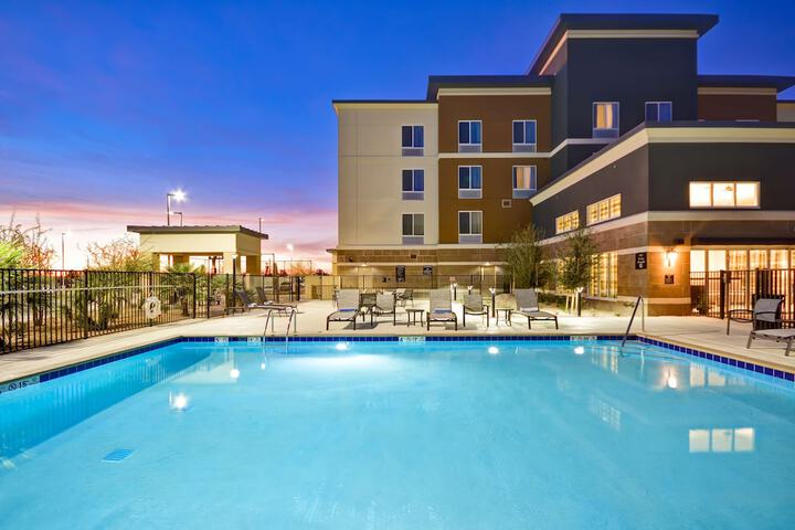 Pool 4 of 51