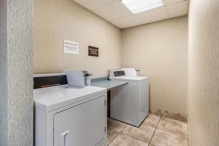 Baymont by Wyndham Janesville