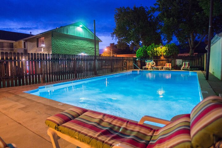 Pool 16 of 73