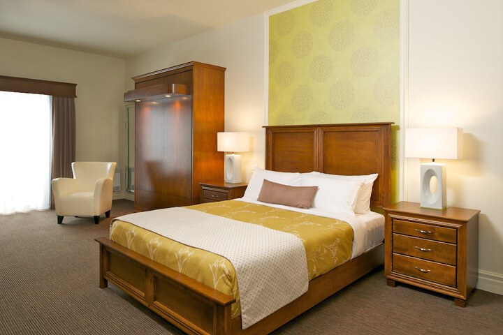 Room 15 of 61