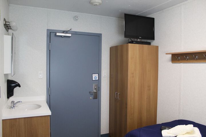Room 11 of 35