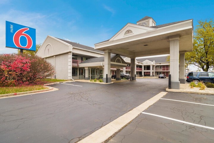 Motel 6 Alsip IL