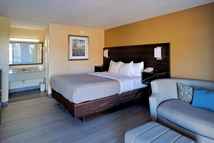 Quality Inn Kennedy Space Center