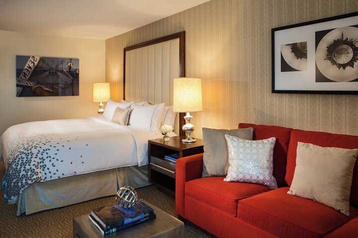 Renaissance Newark Airport Hotel