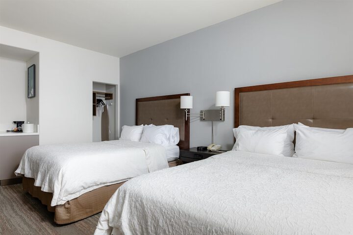 Hampton Inn & Suites Palmdale