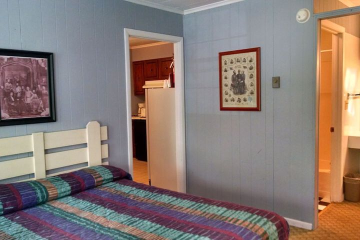 Room 43 of 75