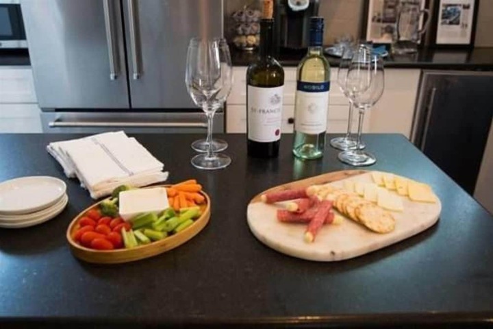 Dining 150 of 166