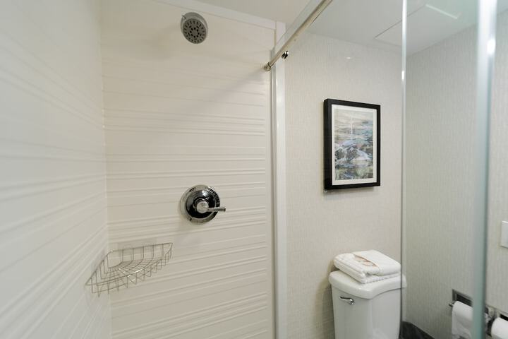 Room 55 of 108