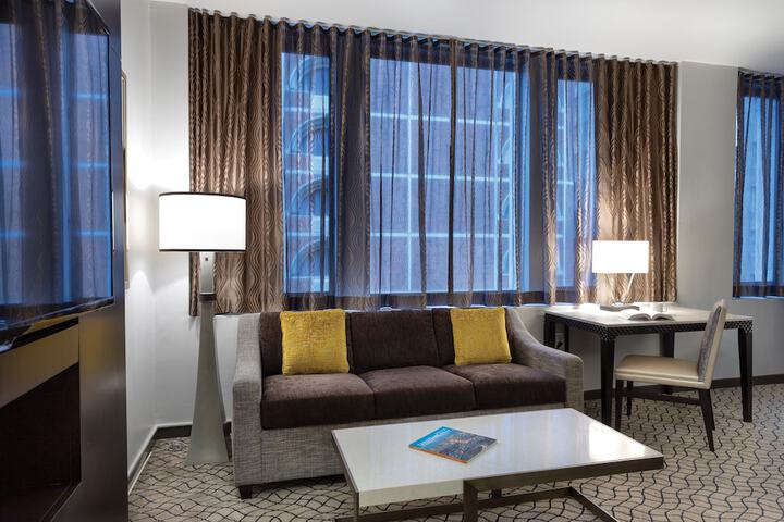 Room 18 of 33