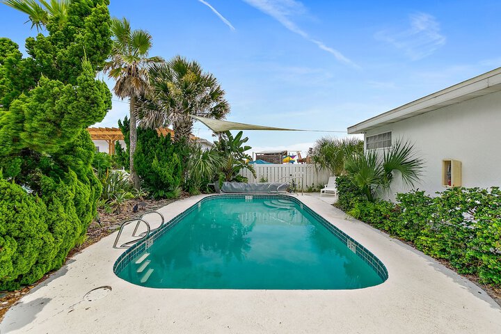 Pool 5 of 110