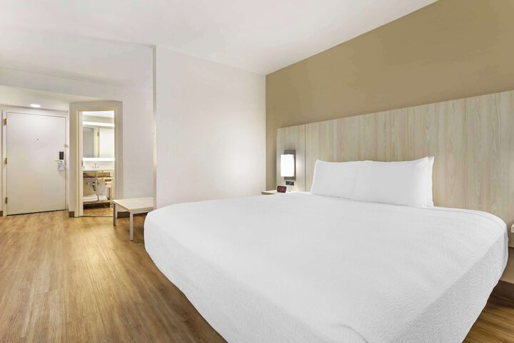 Best Western Plus Sugar Land / Stafford