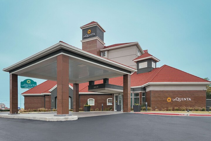 Hotel 3 of 52