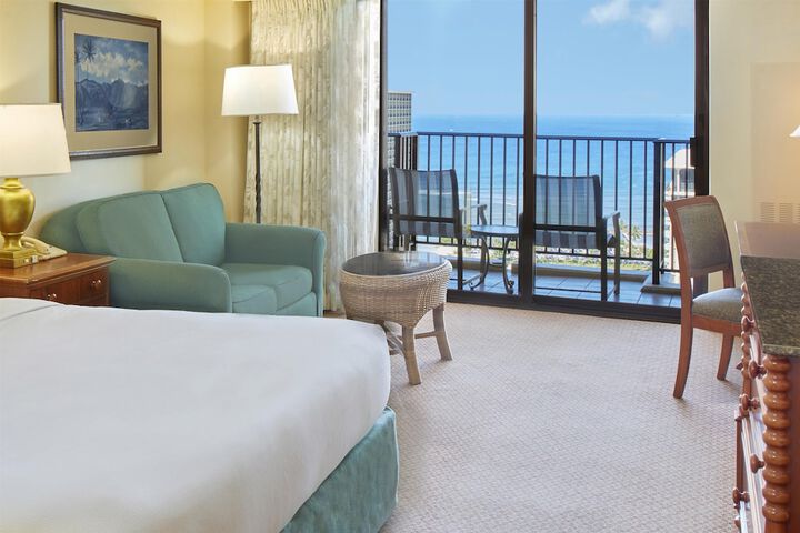 Hilton Hawaiian Village Waikiki Beach Resort