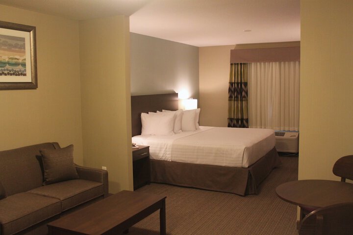 Room 21 of 27