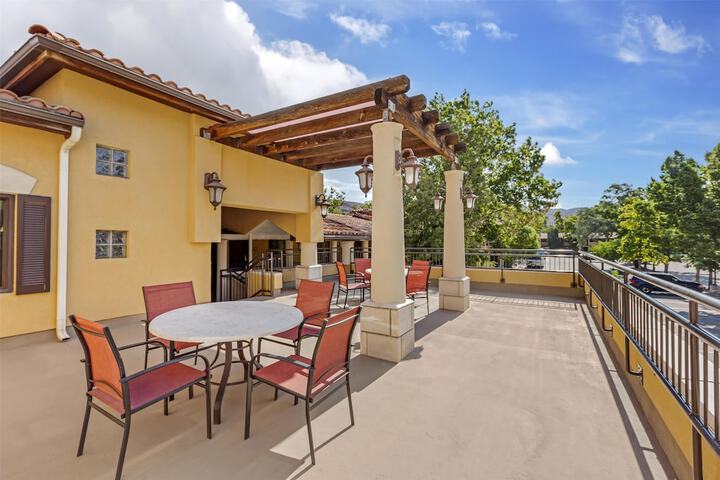 Best Western Plus Greenwell Inn