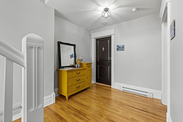 Room 73 of 87