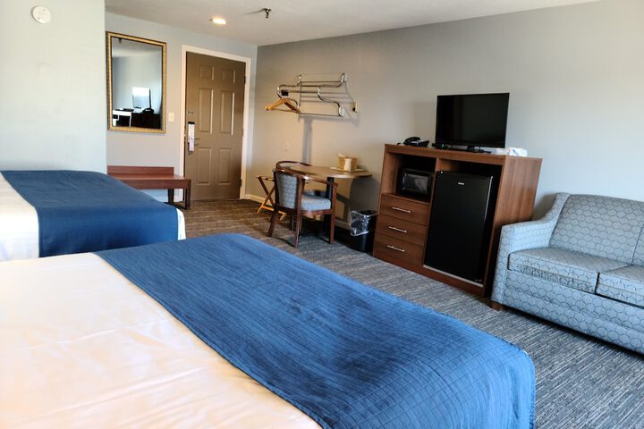 Room 41 of 49