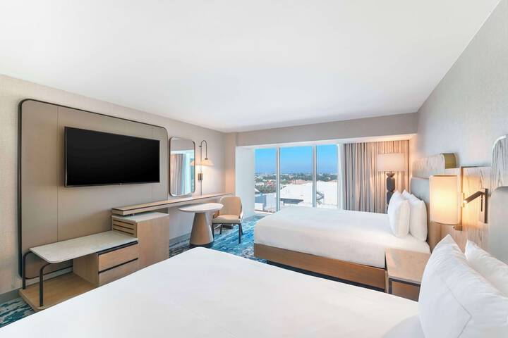 Hilton Anaheim