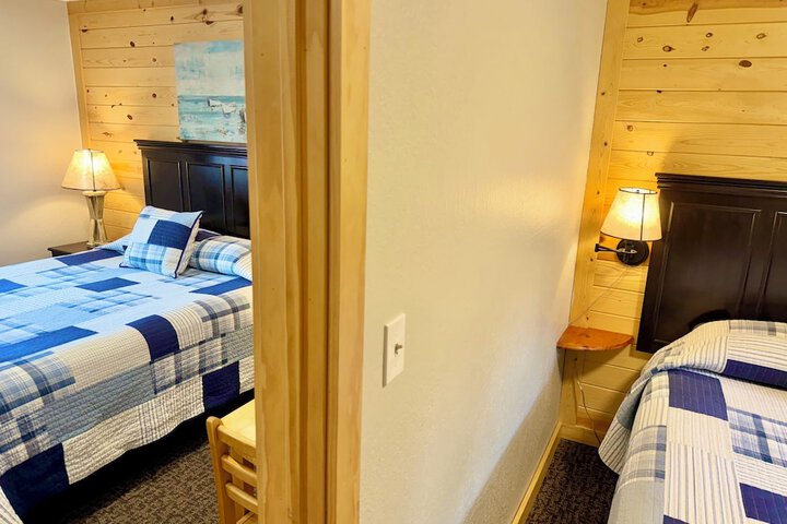 Mountain View Lodge & Cabins