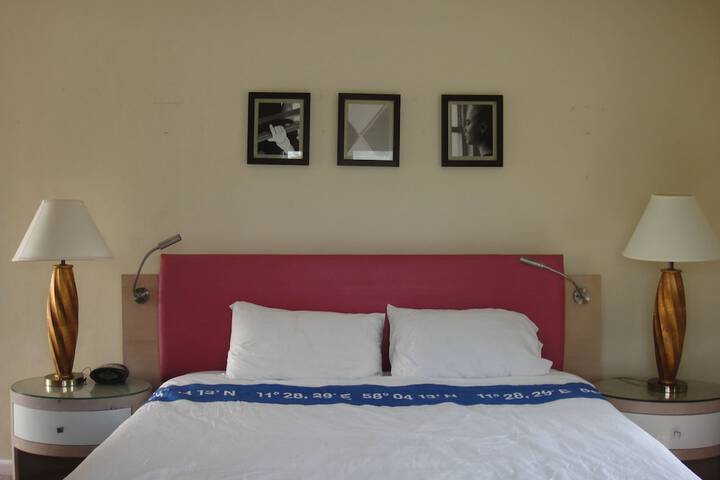 Room 18 of 25