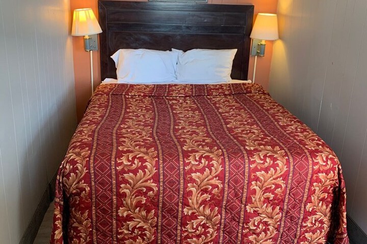Stadium View Inn