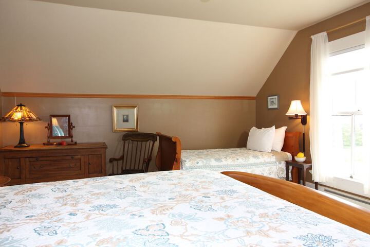 Joshua Grindle Inn