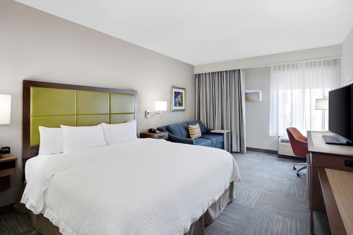 Room 16 of 34