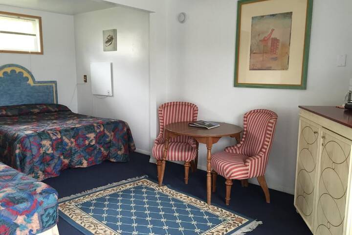 Room 12 of 29