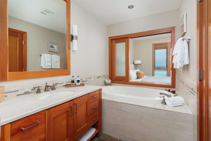Headlands Coastal Lodge & Spa