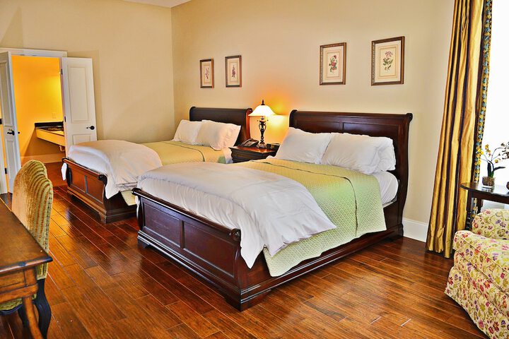 Room 35 of 47