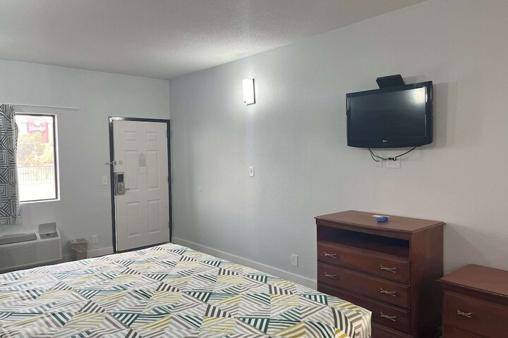 Motel 6 Cleveland MS - Delta State University