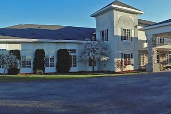 American Inn and Suites Houghton Lake