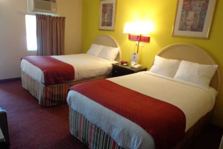 Room 8 of 20